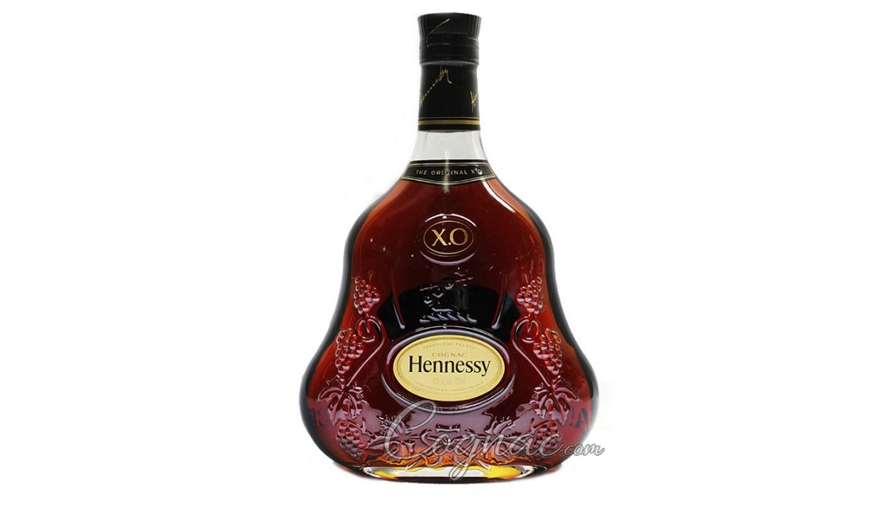 The Ultimate Guide to Hennessy Cognac: History, Legacy, and Best-Selling  Bottles 