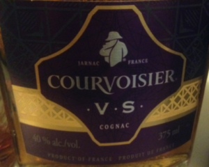 Courvoisier VS label